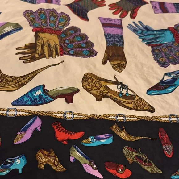 Unique Shoe Print Vintage Silk Scarf